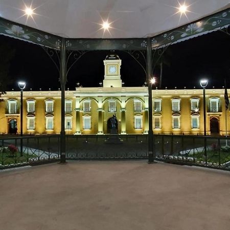 Casa Central De 산타 아나 외부 사진